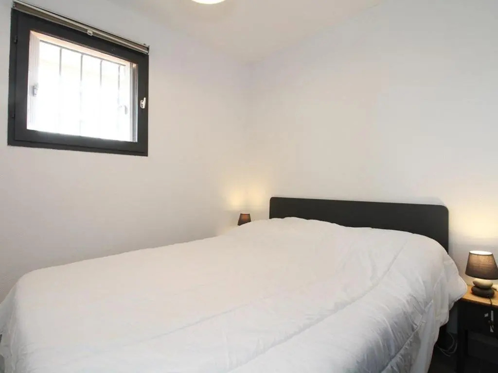 Appartement Balaruc-les-Bains, 2 pièces, 4 personnes - FR-1-553-91