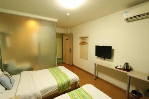 Pai Hotel Heze Dingtao Wantai City