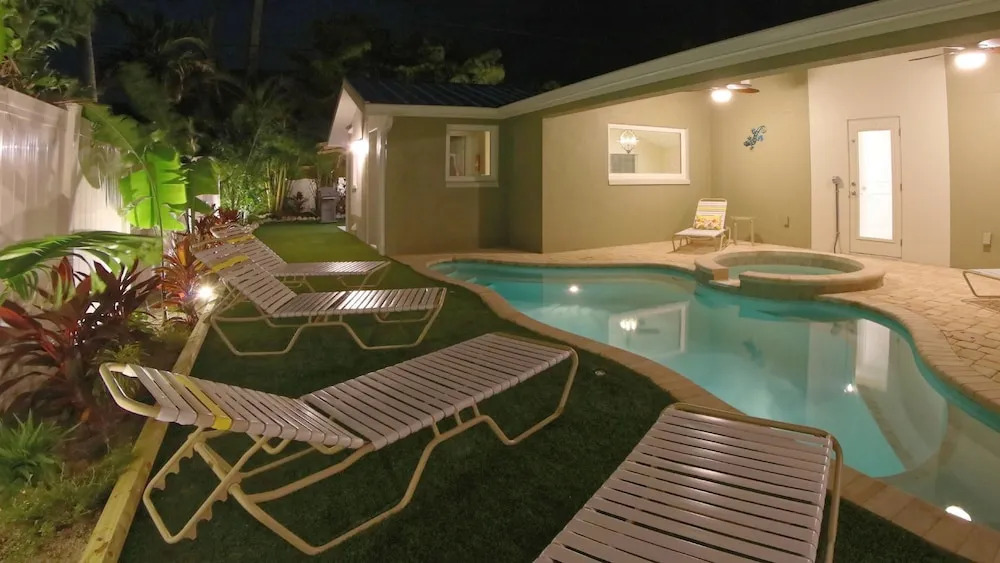 AMI Beach Home Apartment 4