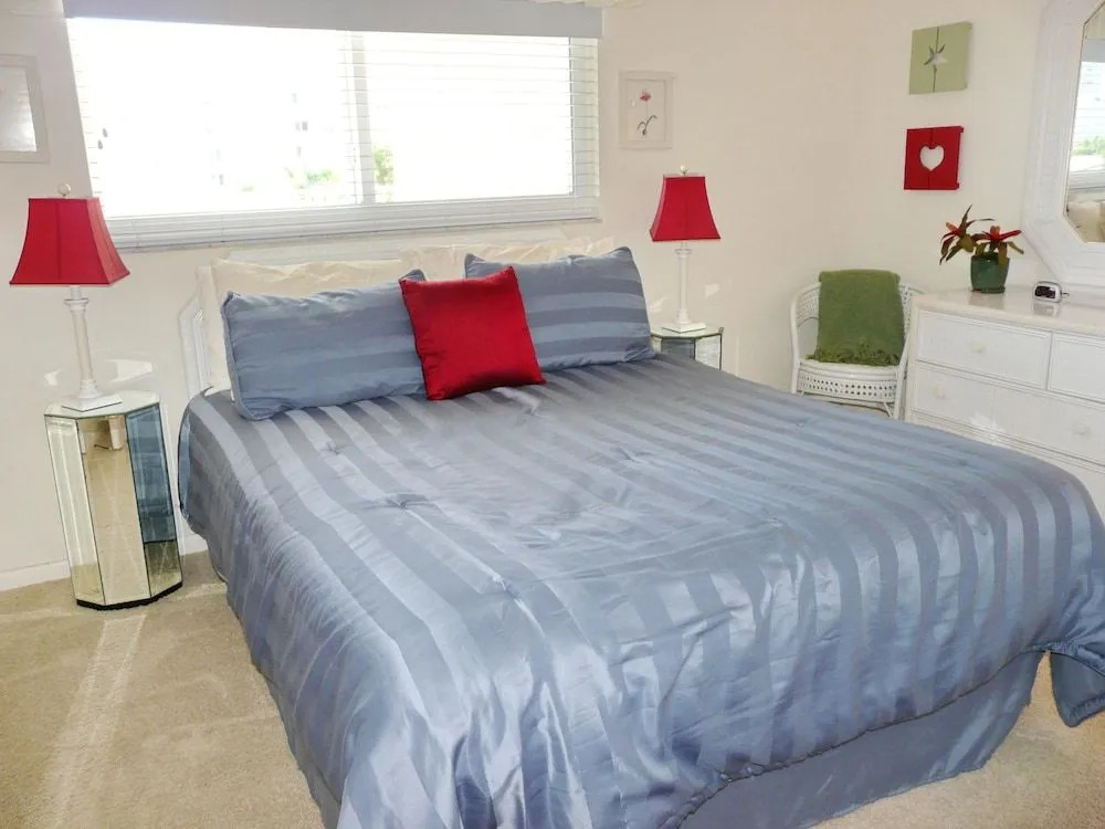 Southern Breeze Gardens 405