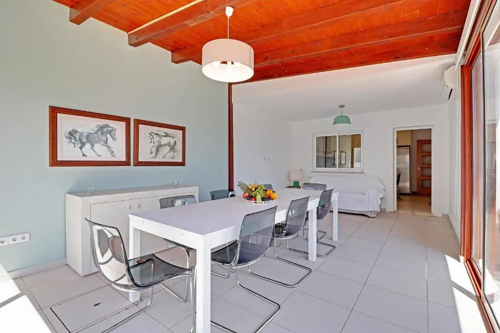 Pebblebeach Country House