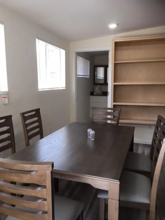 Brand New 2BD House Valley Village