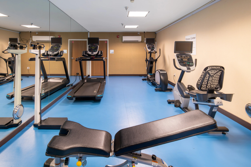Holiday Inn Express Hotel and Suites - Henderson by IHG