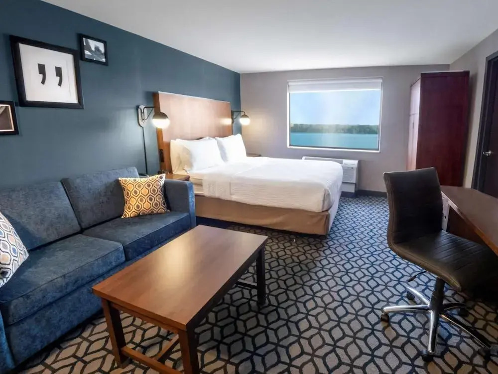 Four Points By Sheraton Niagara Falls
