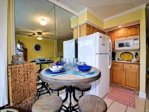 Bayside Condos 18