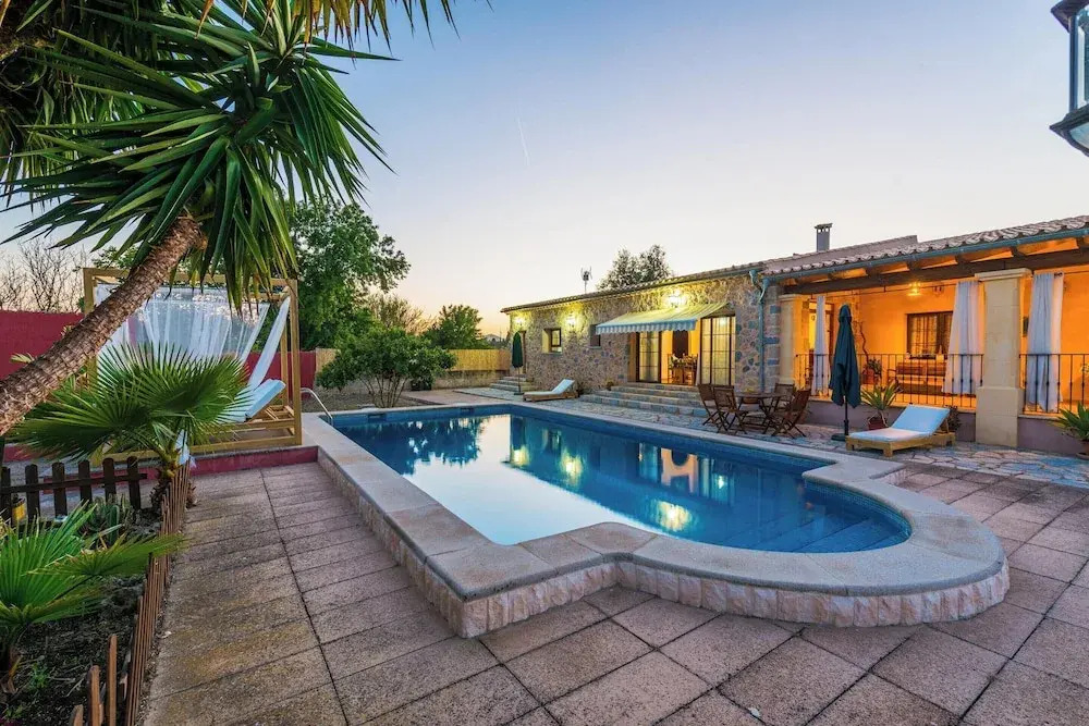 - House In