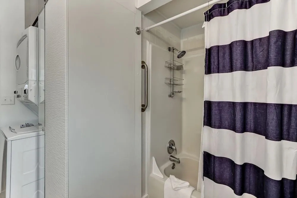 Dog Friendly Beachfront Condo, Direct Access to Beach by RedAwning
