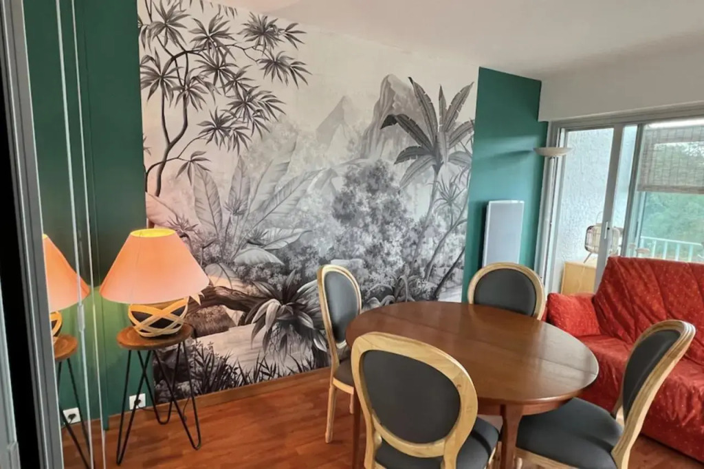 38m With Terrace And Veranda Beach Nearby