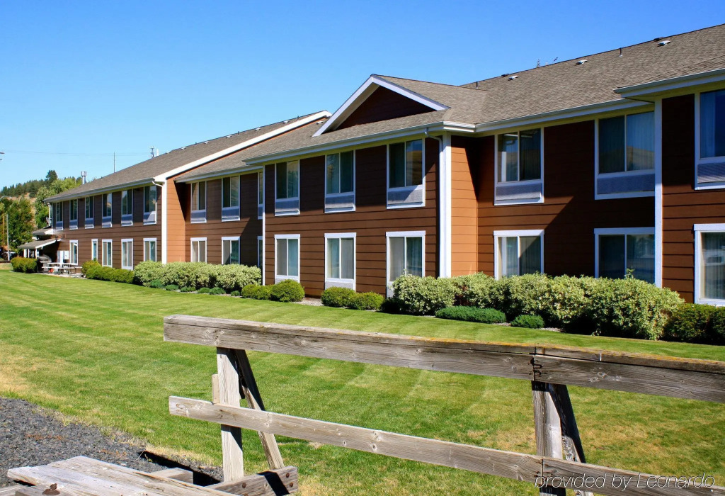 Best Western Wheatland Inn