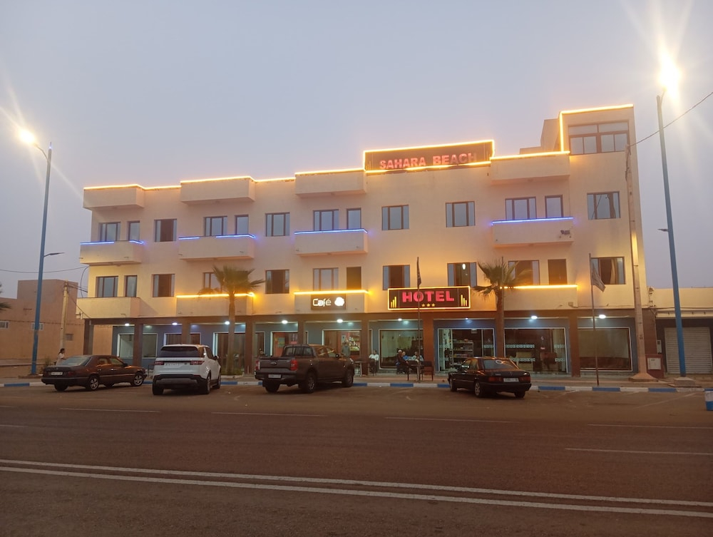 HOTEL SAHARA BEACH AKHFENNiR