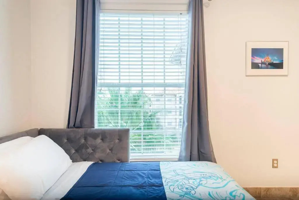 Apartment 3 BR in Tuscana Resort , 15" from Disney
