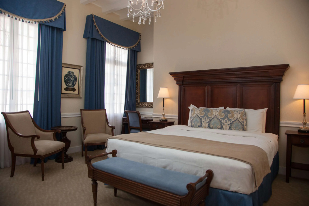 Hotel St. Pierre French Quarter