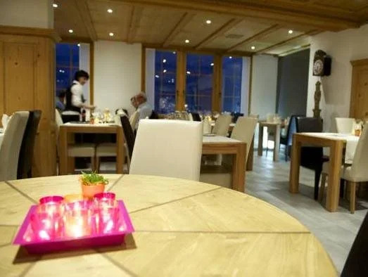 Hotel Restaurant Chesa