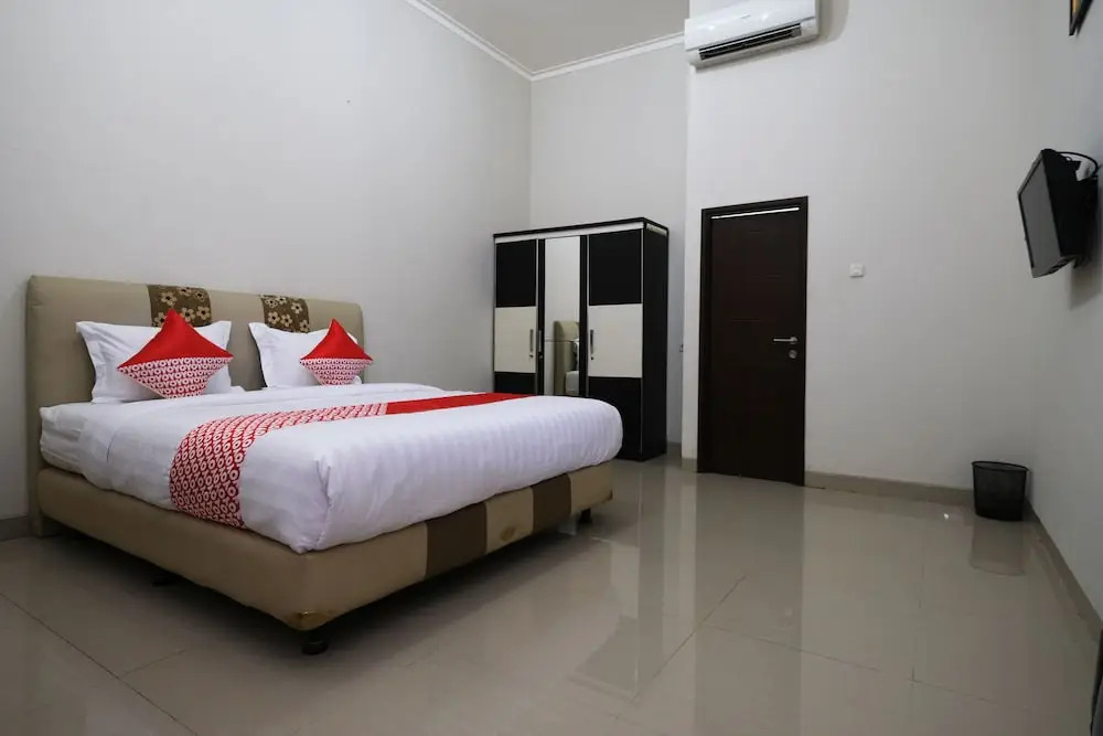 OYO 2231 D'kost