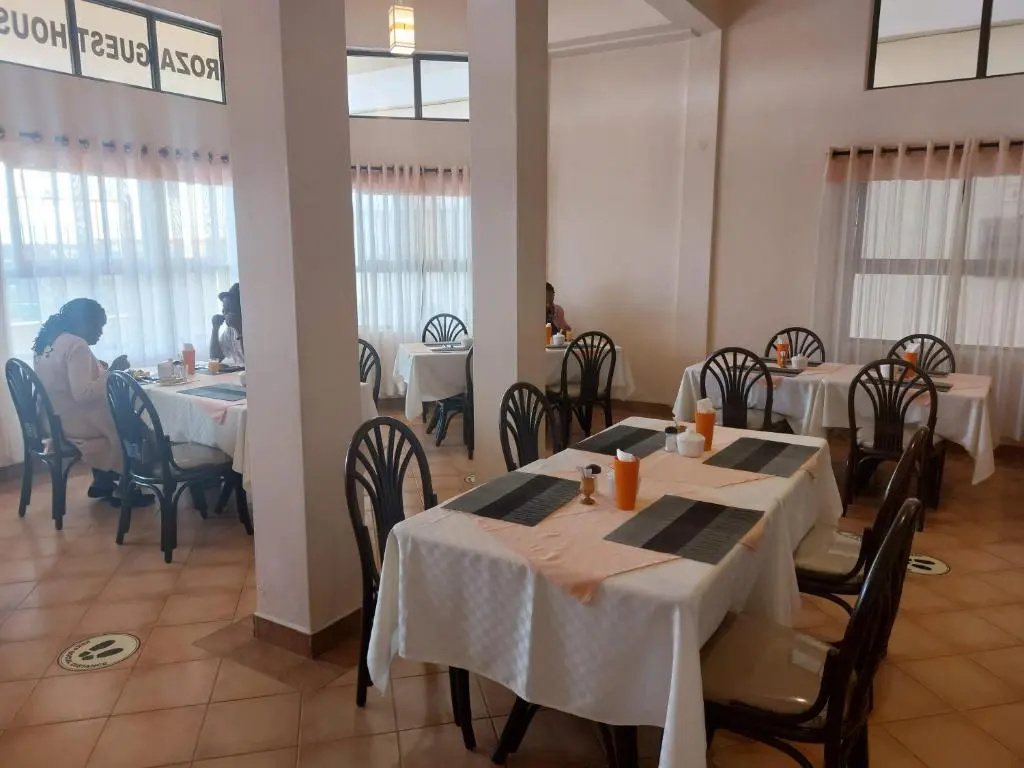 Roza Guest House