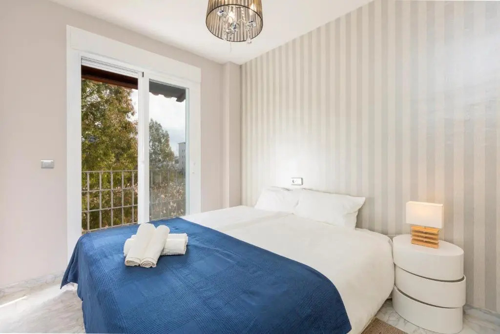 4 Bedroom apartment in Puerto Banus 150 meters from the beach