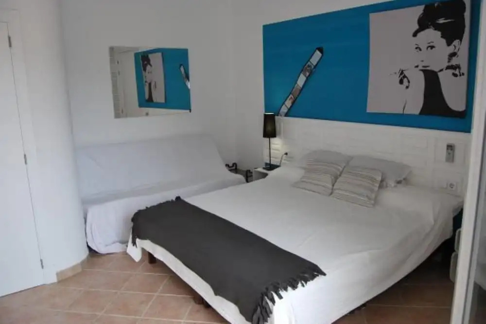 Apartment - 2 Bedrooms with Pool and Sea views - 104919