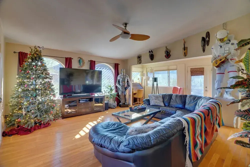 Pool & Stunning Mtn Views! Eclectic Tucson Home