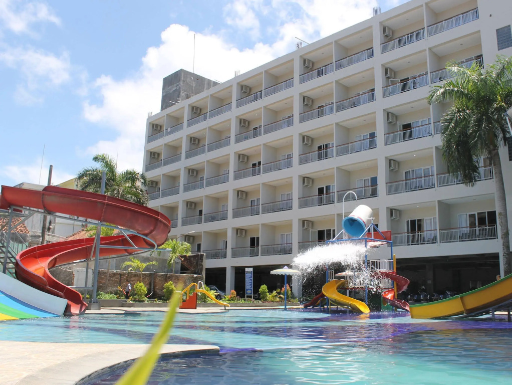 Aquarium Hotel