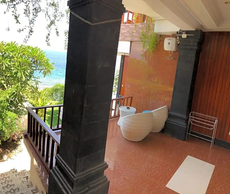 Ogix Cliff Paradise