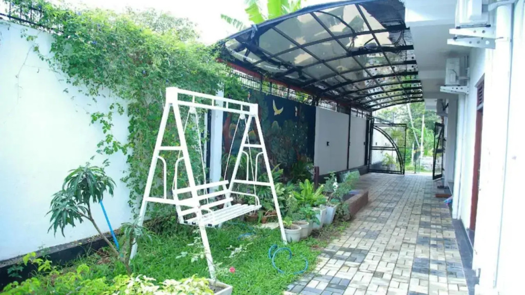 H M C Leisure Villa Devinuwara