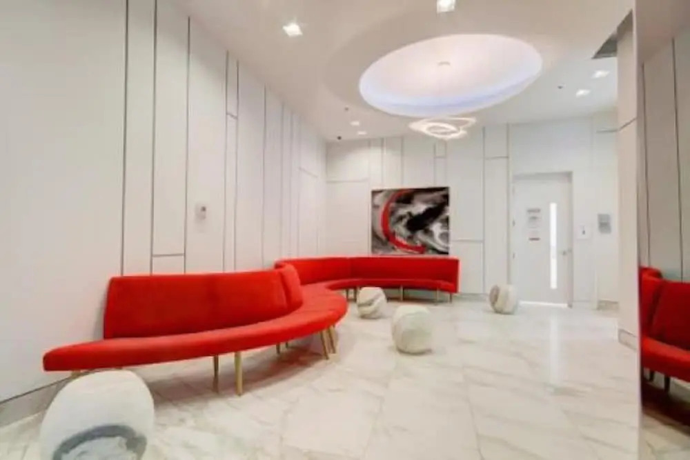 EG Suites - York St Condos 1 near CN Tower offered by Short Term Stays