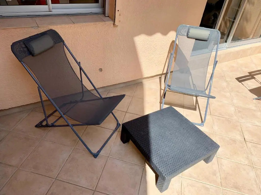 Très beau studio à 100m de la plage de Marinella