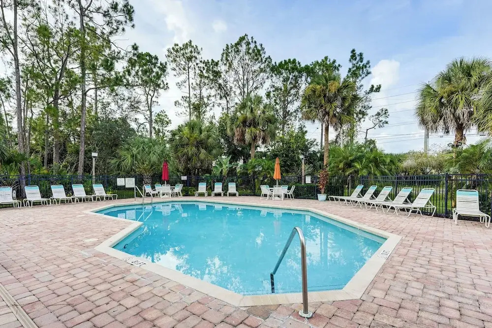 Florida Fun! Family Condo w/ Pool, 8 Mi to WDW