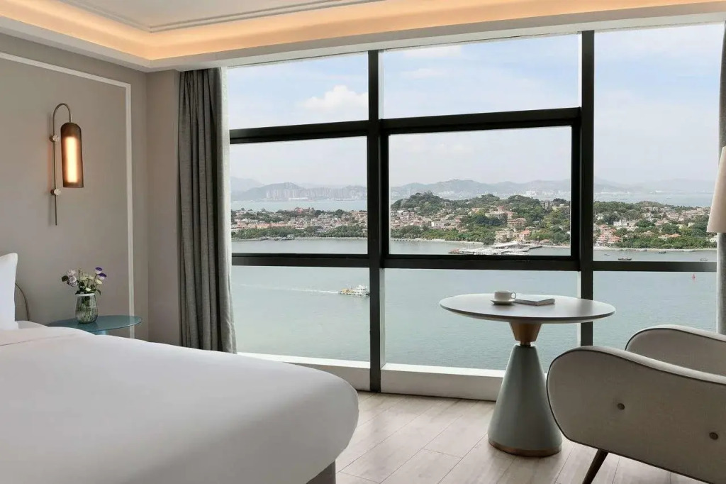 Mercure Xiamen Zhongshan Road Pedestrian Street Seaview
