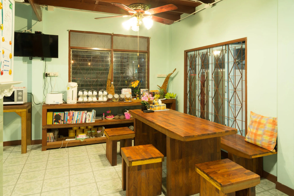 NTY Hostel BKK Airport