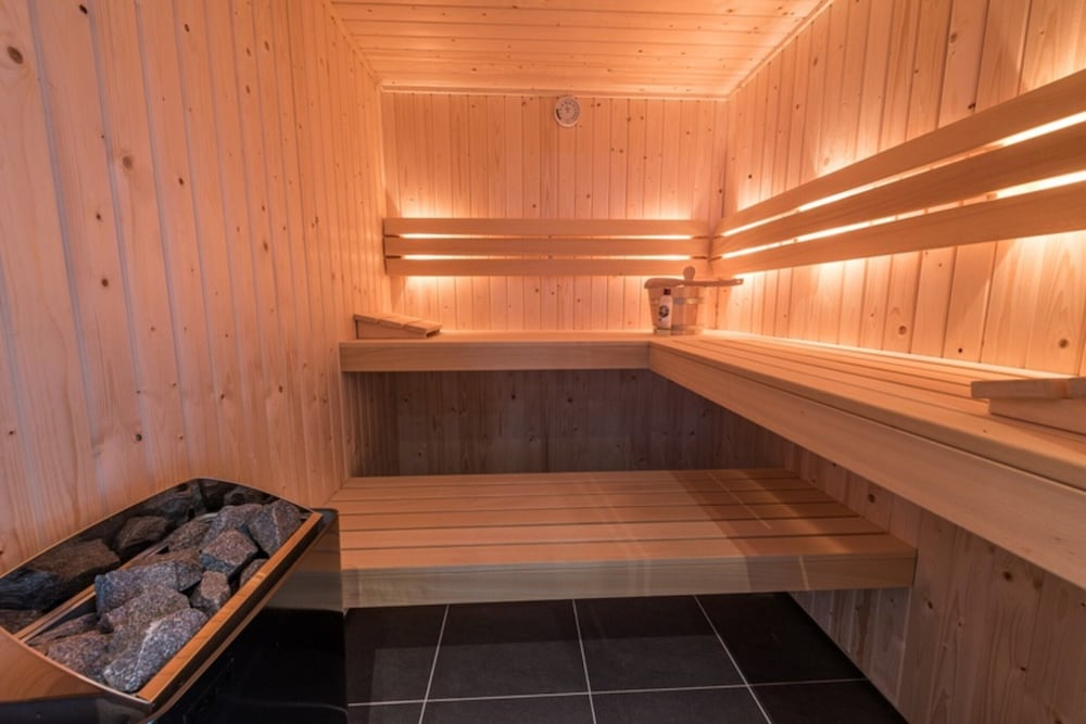 Luxury Villa With Sauna for 12