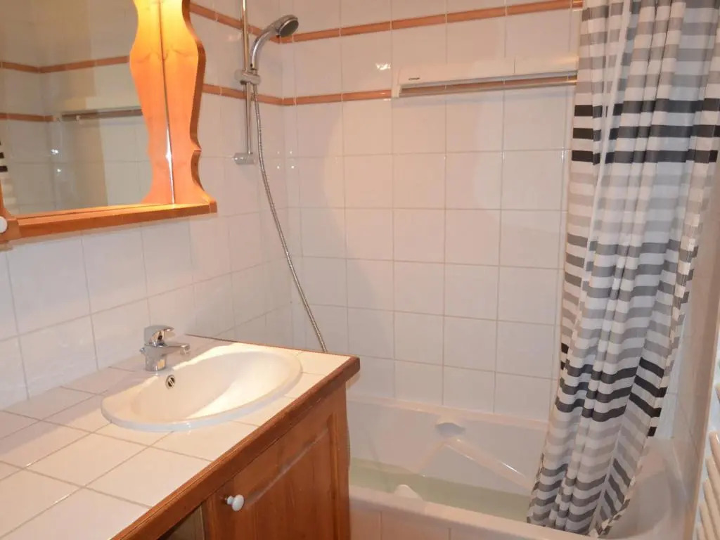 Appartement Les Menuires, 2 pièces, 4 personnes - FR-1-452-256