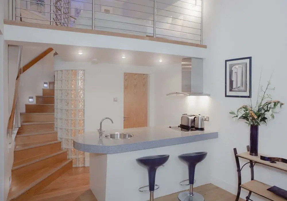 The Studio at Lynedoch Place lane
