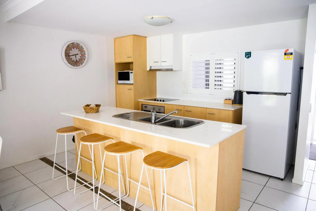 Tropical Getaway in 2 Bedroom Unit in 4 star Resort