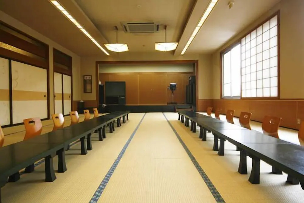 Kameya Ean