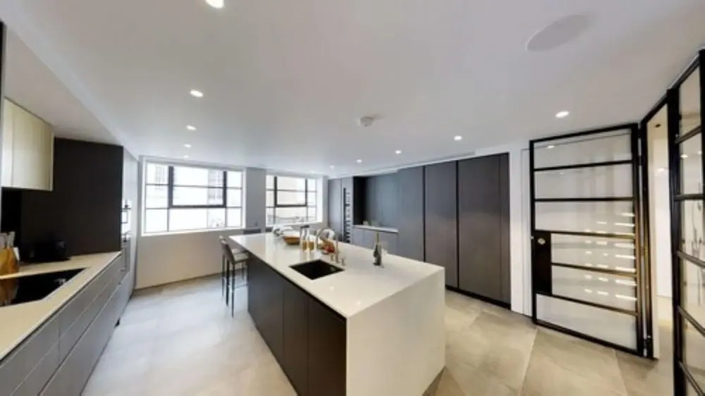 Luxury Royalty Mews