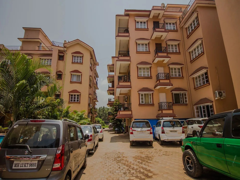 OYO 14168 Home Pleasing 1 BHK Baga