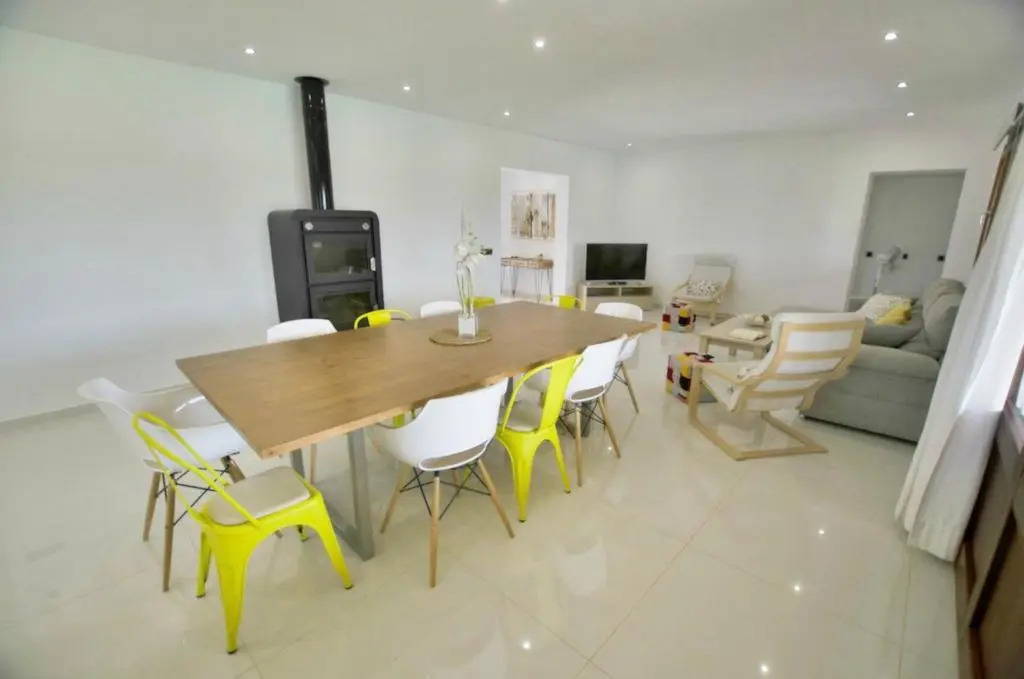 Villa Mediterranea for 10 , new luxury Villa .