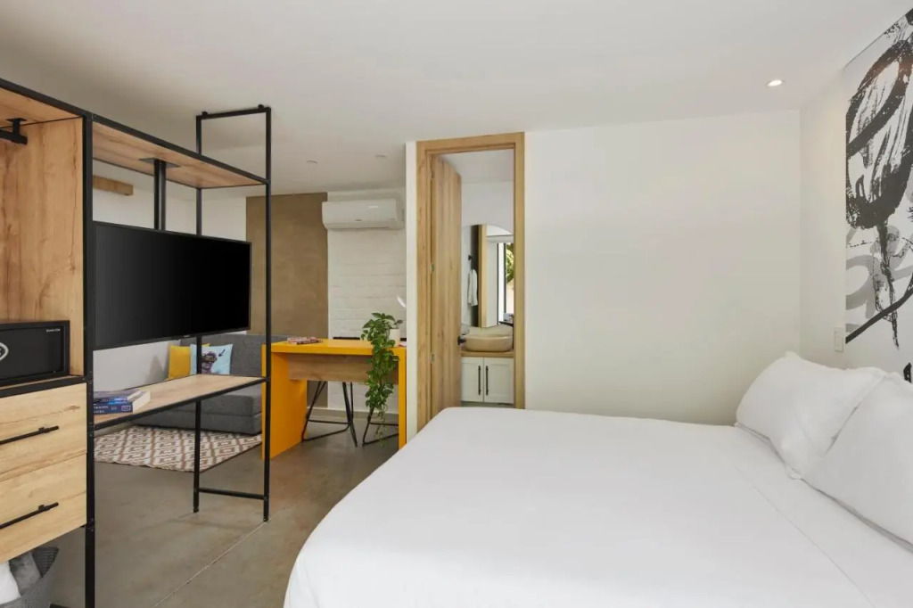 Altio Hotel