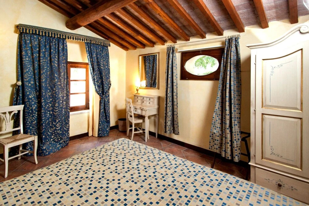 Casciana Apartments