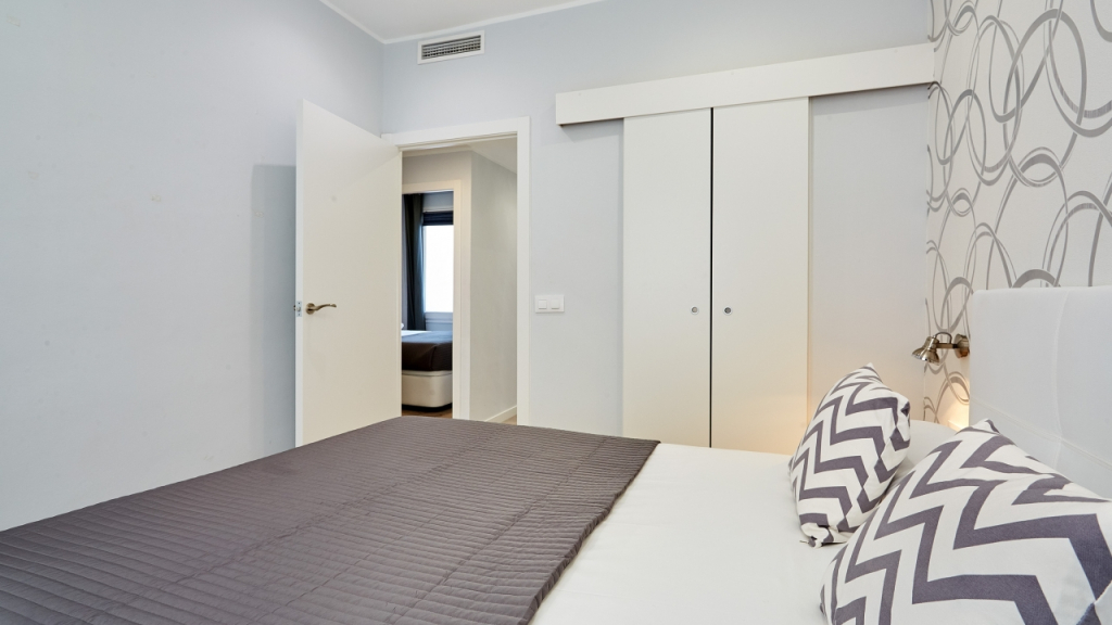 UD - MA31 Apartment with terrace (3BR) 4 - MID STAY RENTALS