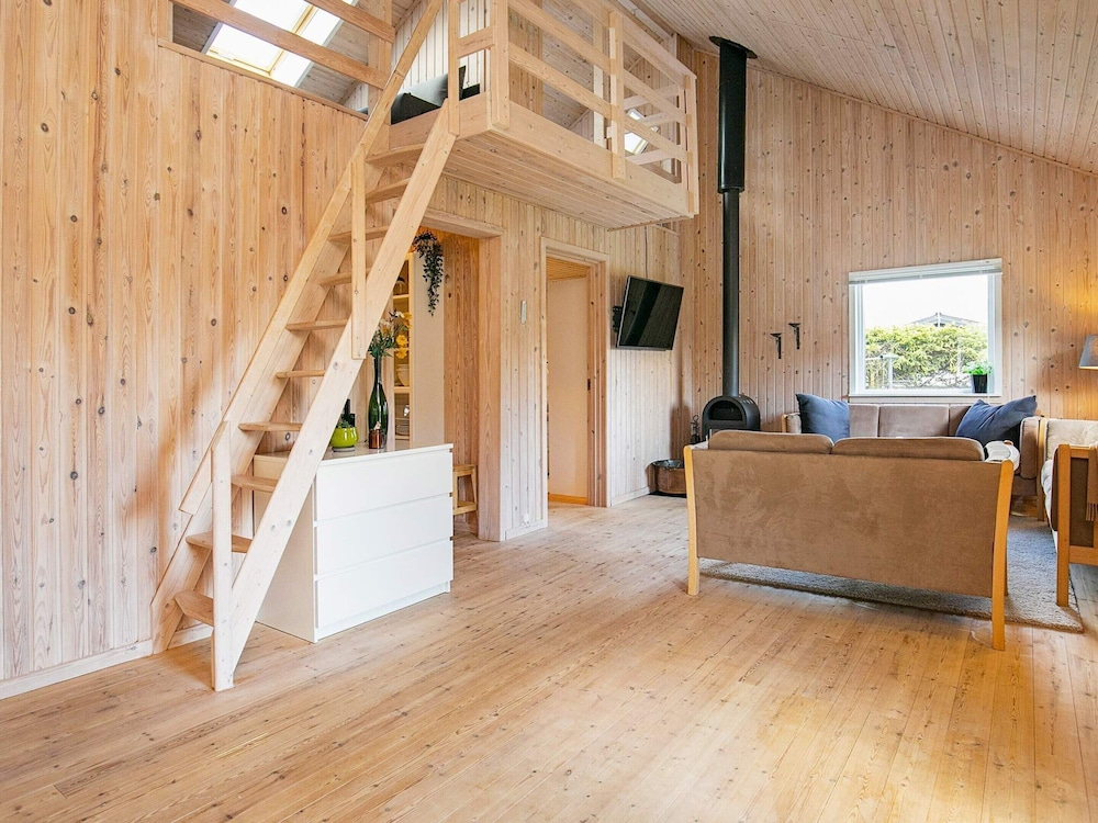 4 Star Holiday Home in Hals