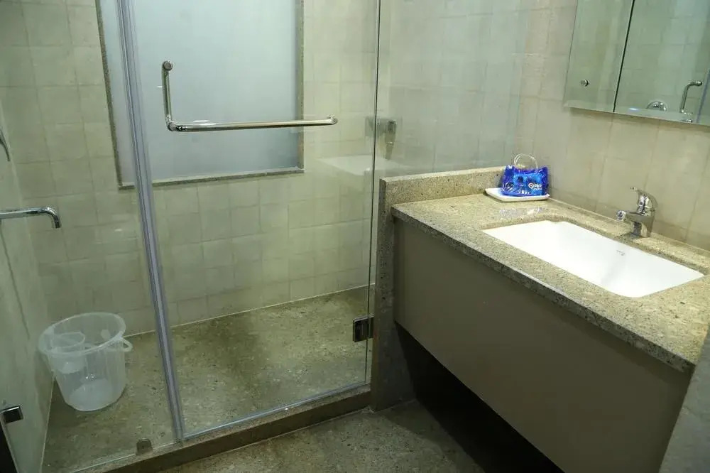 OYO Premium Ptl Chowk Phase 5 Mohali(Cha095)