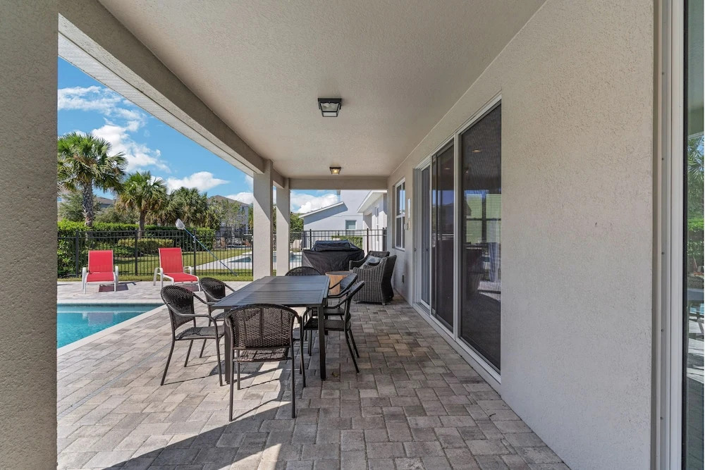 Private Pool Arcade Game Room Home By Disney 8 Bedroom Home by RedAwning