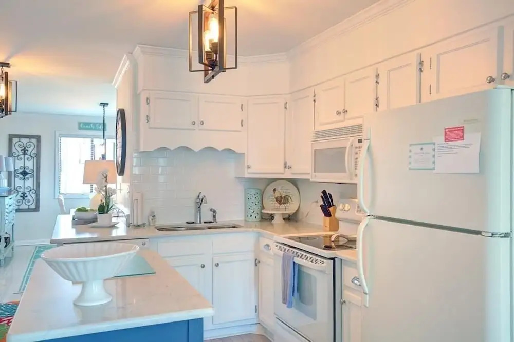 Club Fed-9A - 2 Br Condo