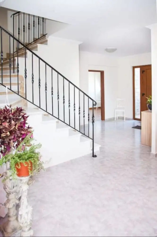 Villa Apex