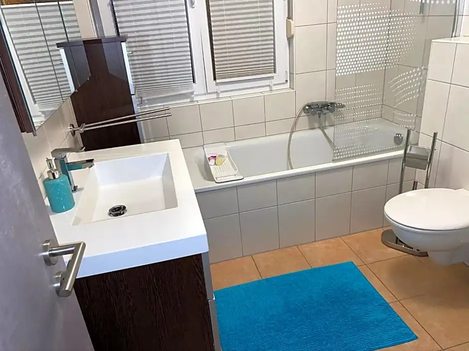 Appartement in Essen,Privatzimmer Gasthaus WLAN