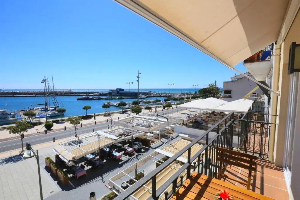 Apartamentos La Torre