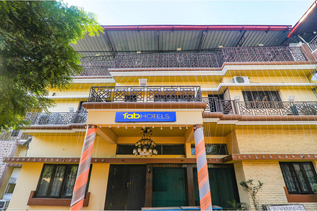 FabHotel Harmony