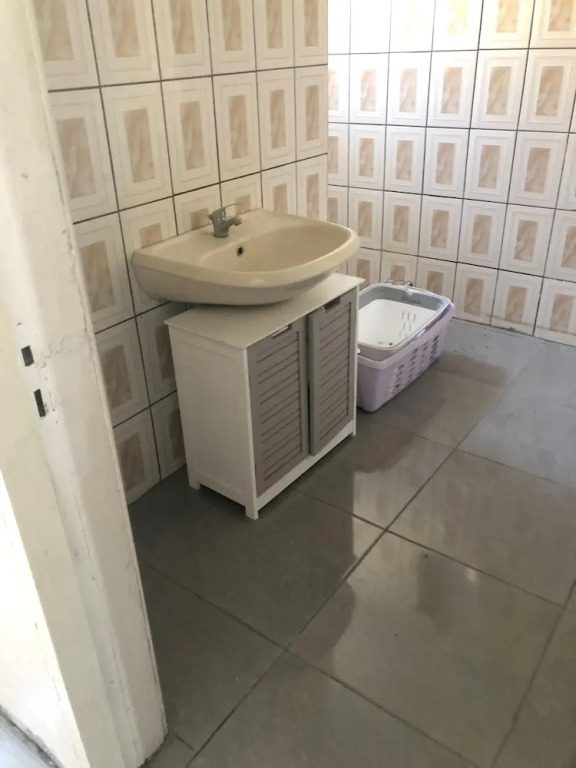 Studio in Saint-Pierre, with Furnished Terrace And Wifi - 20 Km From the Beach
